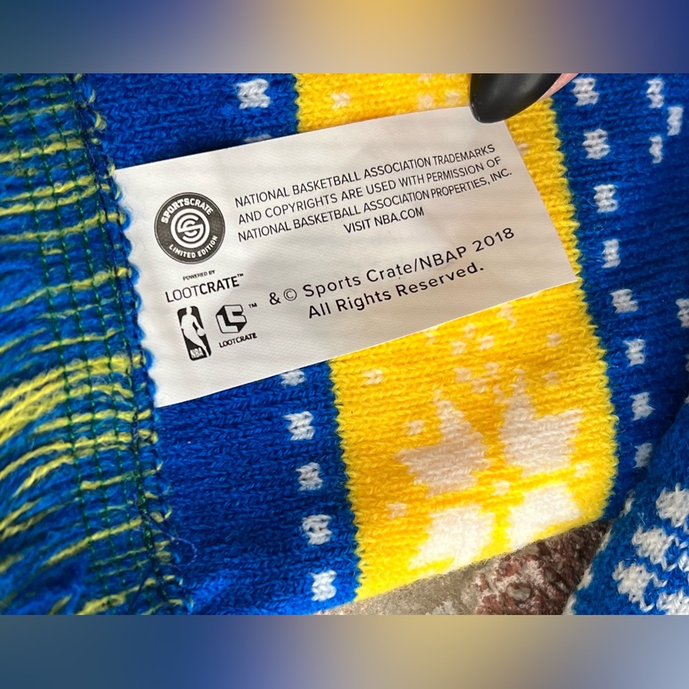 FOCO 2018 California Golden State Warriors Reversible Thematic Scarf. - Picture 4 of 4